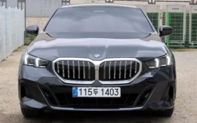 인천중고차쇼핑몰 5시리즈 (G60) 530i xDrive 매물 사진 12 - 2025/05 53,678km