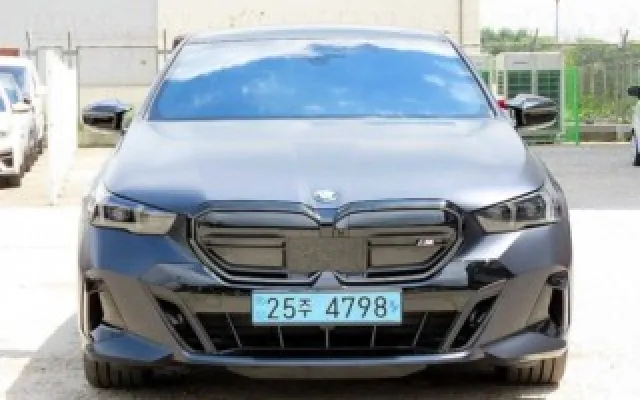 인천중고차쇼핑몰 i5 M60 xDrive 매물 사진 4 - 2024/01 9,583km